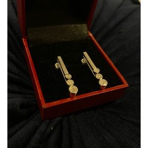 Hallmarked. Mined Natural Diamonds earrings. 925 Fine Silver Setting